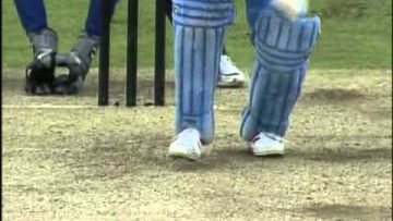Sachin’s 105* – 32nd ODI Century (Chester-Le-Street, Vs England, 2002)